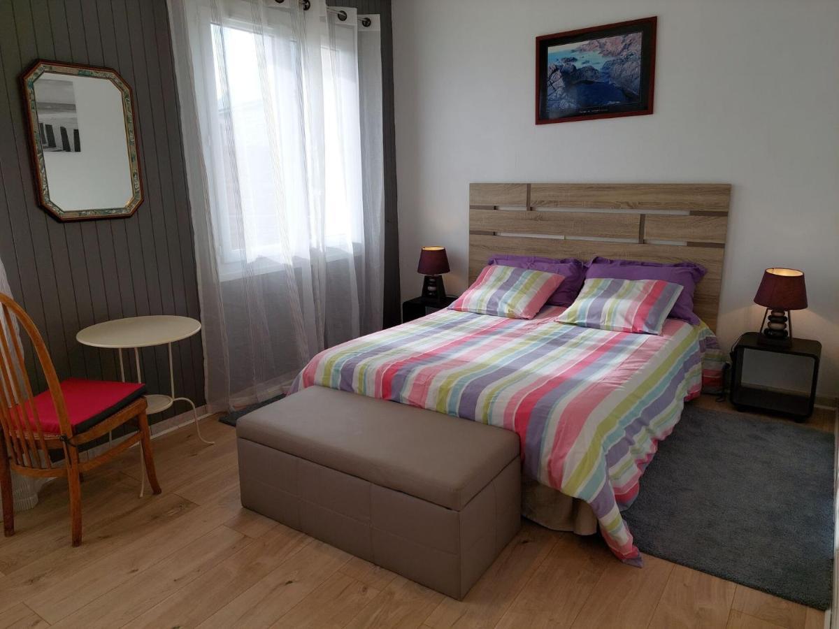 Holiday Home In Plouarzel Buitenkant foto