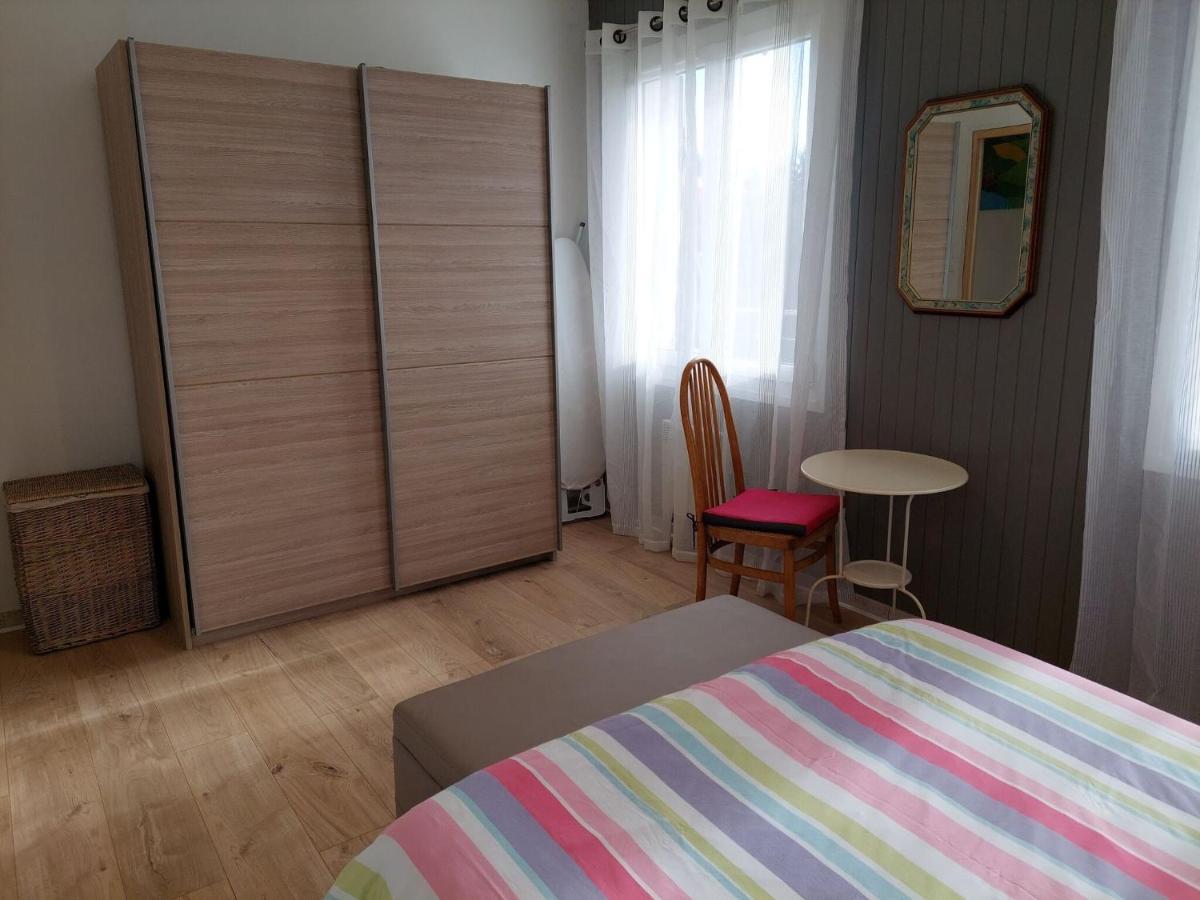 Holiday Home In Plouarzel Buitenkant foto